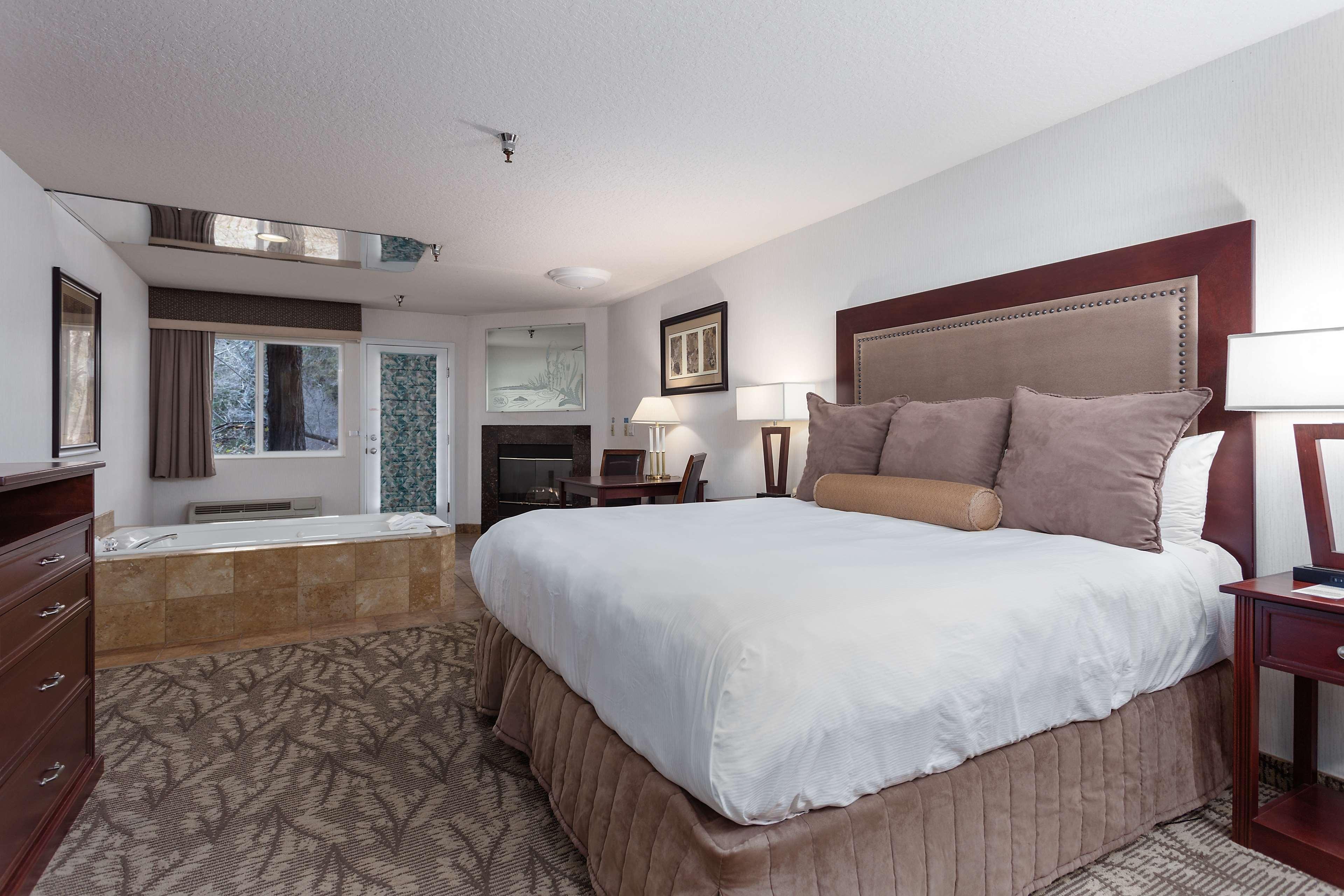 Shilo Inn Suites Hotel - Bend Dış mekan fotoğraf