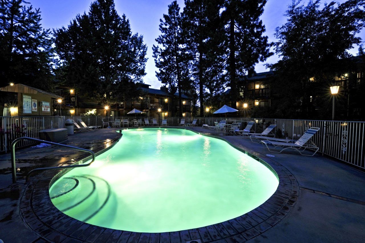 Shilo Inn Suites Hotel - Bend Konforlar fotoğraf